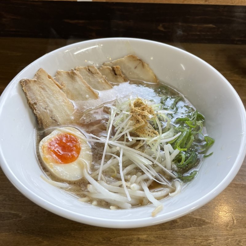 しろ（しおラーメン）(麺や のぉくれ  岩国店)