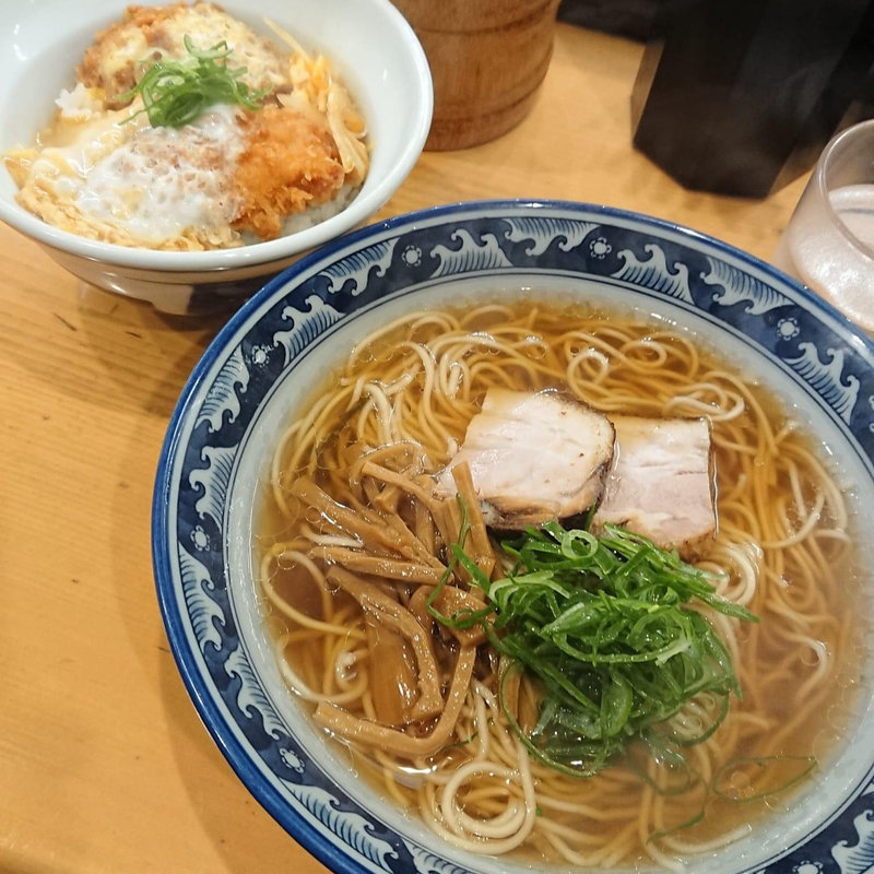 中華そば かつ丼(ほっぺ家はなれ 斗香庵)