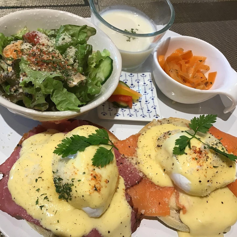 エッグベネディクト(THE LIVING)