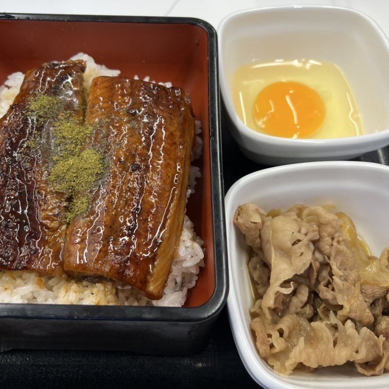 うな重牛小鉢つき。(吉野家 甲州街道府中白糸台店)