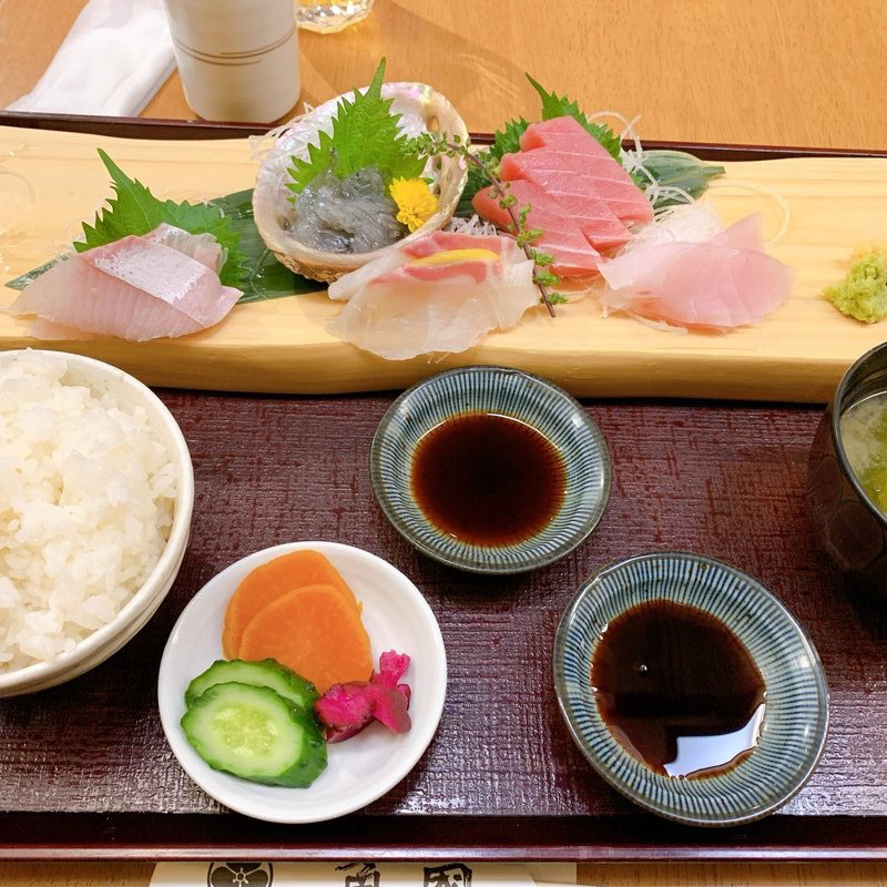小田原魚屋の刺身！！(小田原 魚國 )