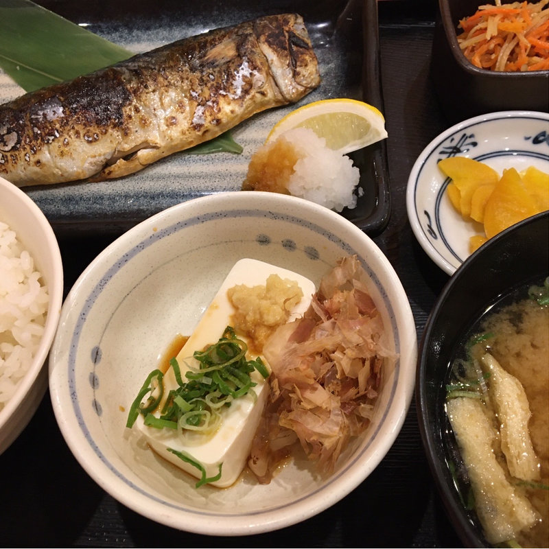 本日の焼き魚定食(目利きの銀次 印西牧の原北口駅前店)