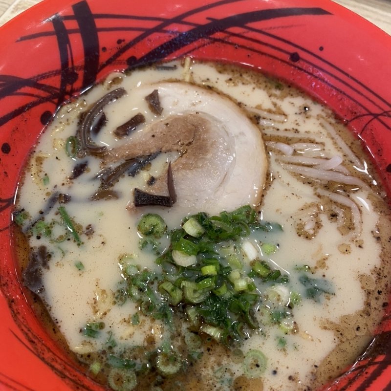 黒豚骨ラーメン(Garden Kitchen)