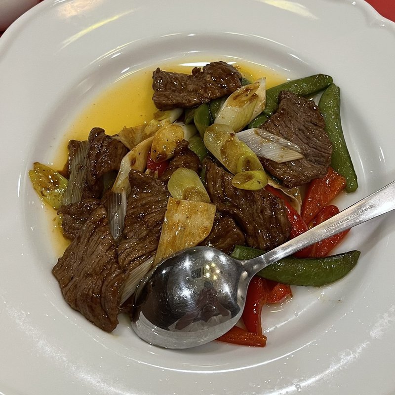 和牛肉とマコモダケの黒胡椒ソース(北京料理 徐園 （ジョエン）)