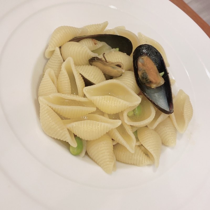 枝豆とムール貝コンキリ枝豆(Ristorante Italiano azalea)