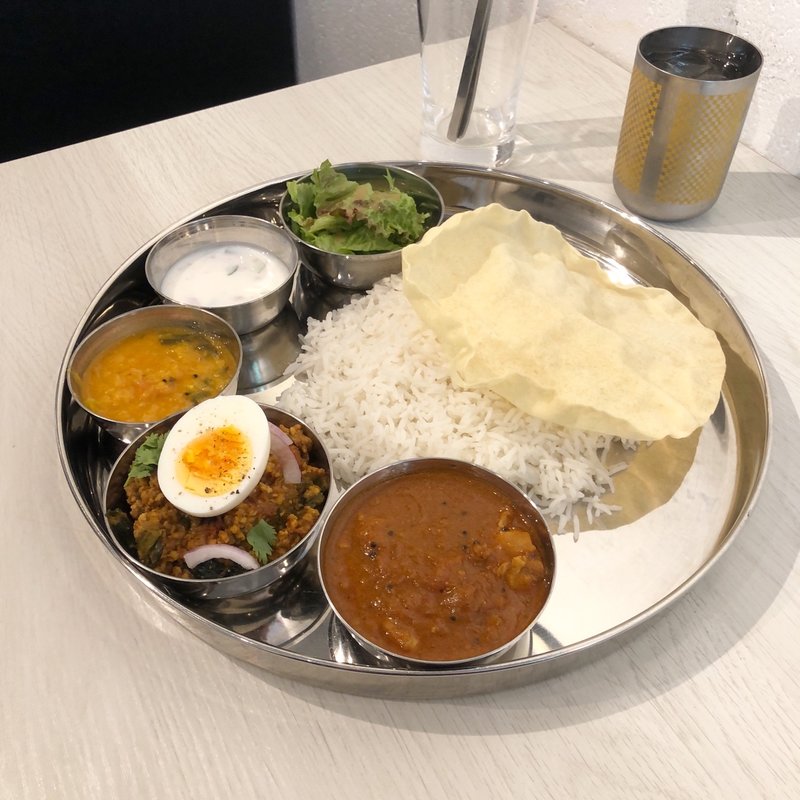 2種盛り(オリエンタル ダイナー イガオ)