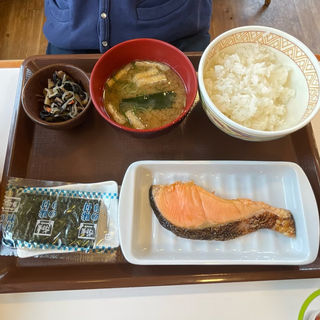 鮭定食 ごはんミニ(すき家 1国藤沢辻堂店 )