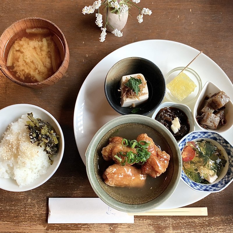 カナカナごはん(カナカナ)