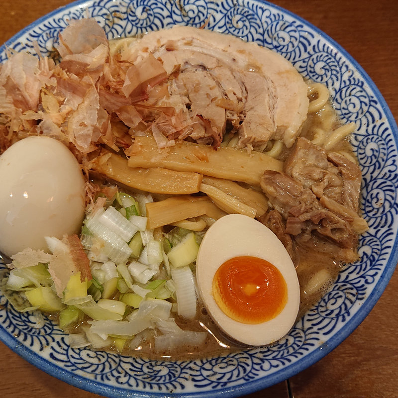 全部のせ特製中華そば(つけめん桜の如く)