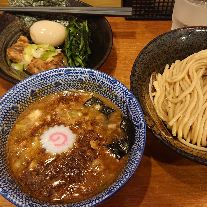 全部のせ特製つけめん(つけめん桜の如く)