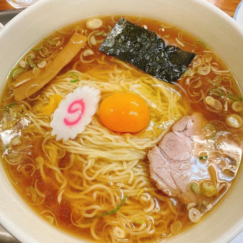 生卵付き中華麺(昭島大勝軒 )