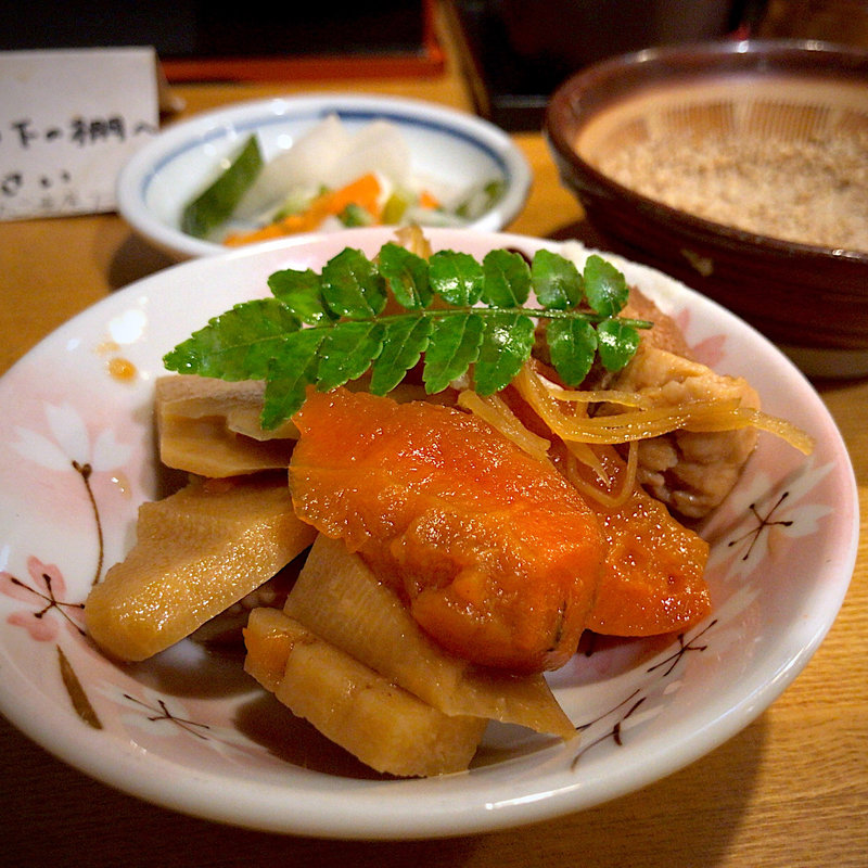 お通し(とんかつ こがね)