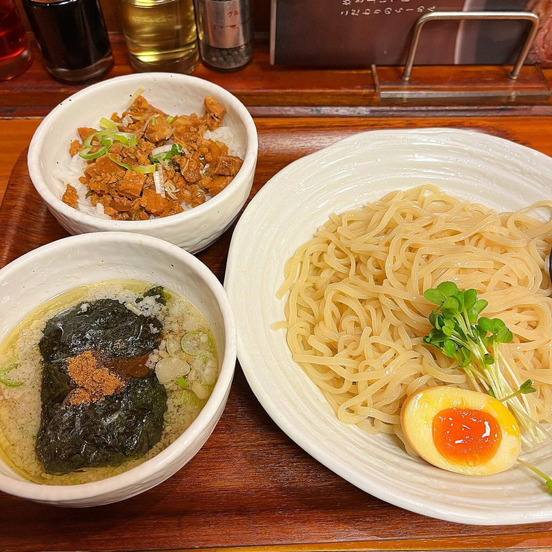 塩つけ麺(らーめん直久　青山店)