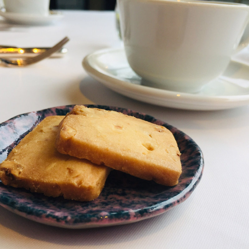 ヘーゼルナッツのガレット(薩摩伝承館)