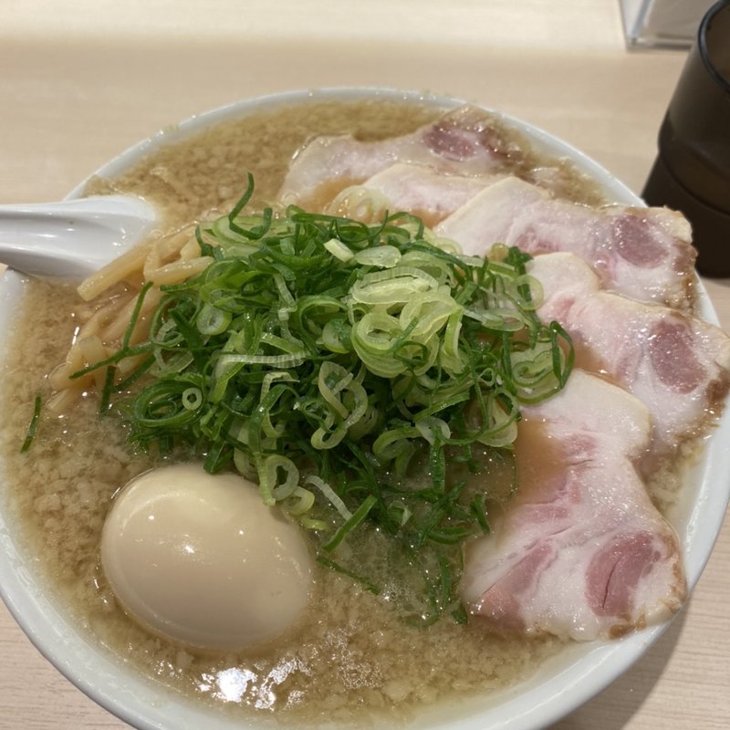 特製醤油豚骨ラーメン(京都ラーメン森井 千歳烏山店)
