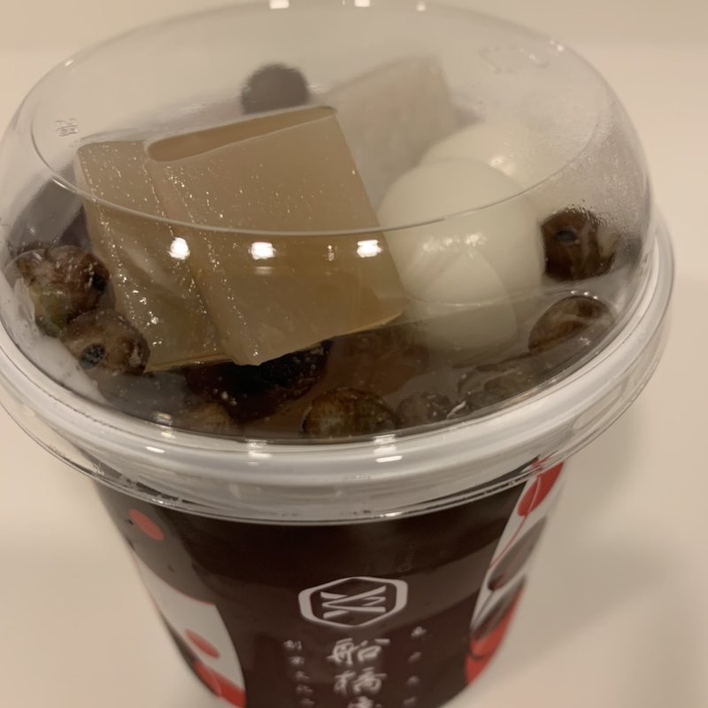 白玉あんみつ(亀戸天神 船橋屋 亀戸駅前店 （かめいどてんじん ふなばしや）)