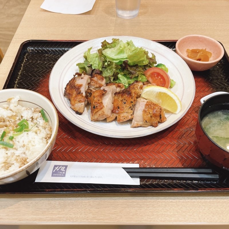 もろみチキンの炭火焼きと鶏ごぼう生姜ご飯定食(大戸屋 FKD宇都宮インターパーク店 （オオトヤ）)