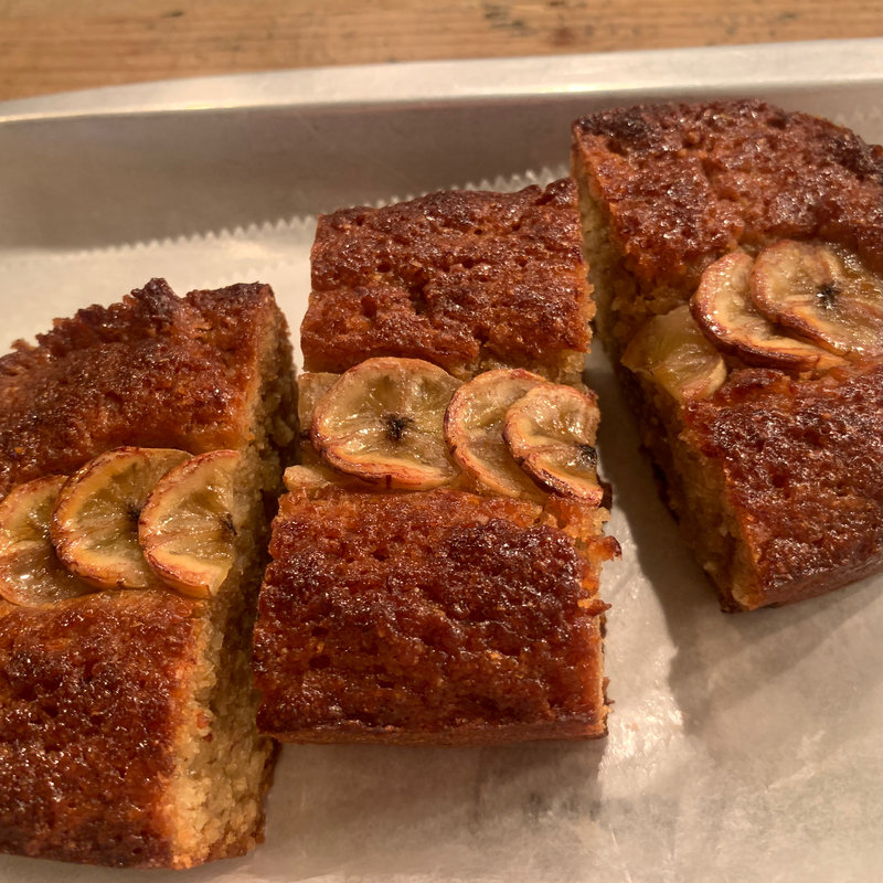 バナナブレッド(MORETHAN BAKERY)