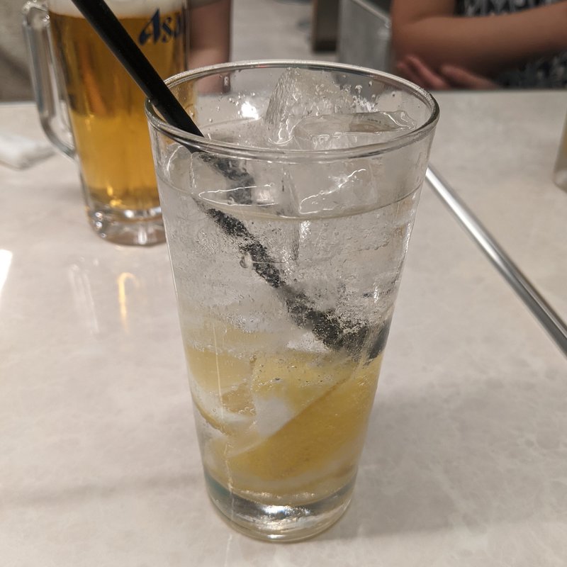 たっぷりレモンサワー(酒トうどん 大福)