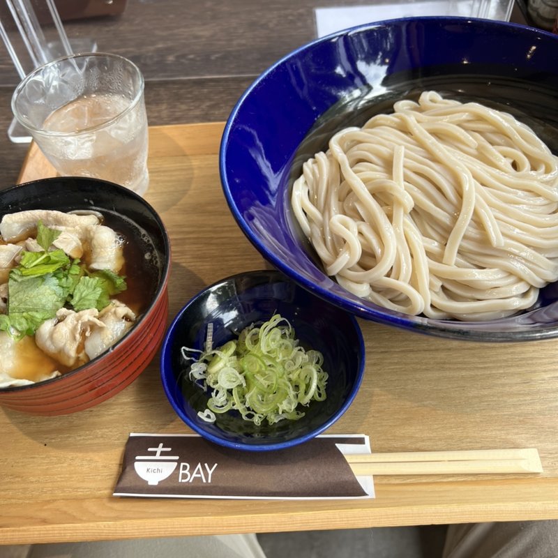 肉つけうどん(うどん 吉BAY)