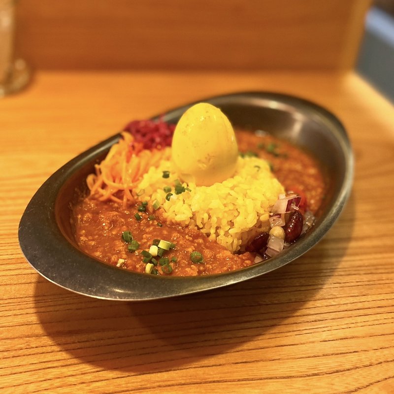 卵乗せチキン(キーマ堂)