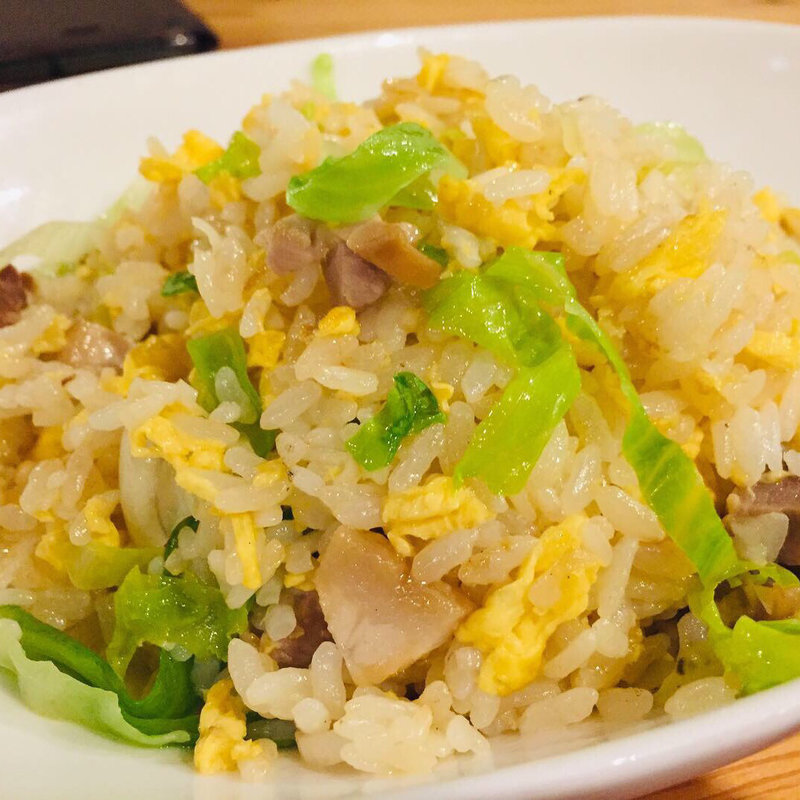 レタスと焼豚の炒飯(家常菜 博朱)