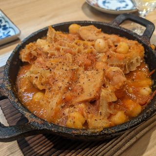 トリッパとひよこ豆のトマト煮(CHILL kagurazaka)