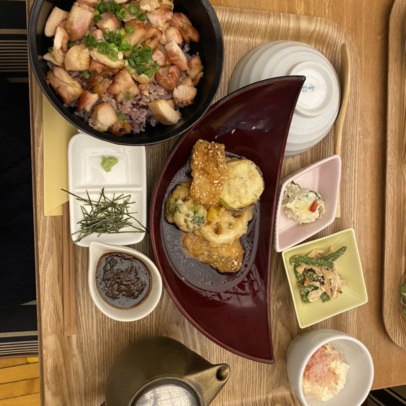 白身魚のみぞれおろし定食(梅田　阪急三番街　リバーカフェ)