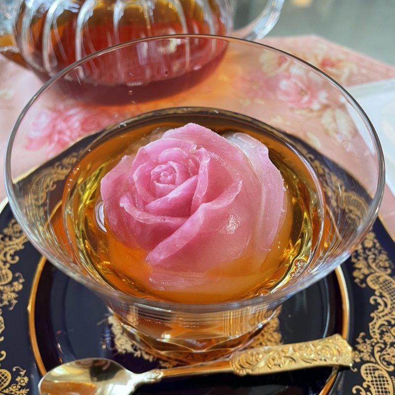 薔薇のアイスティー(ポーチコ （Portico）)