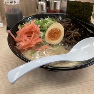 禿虎ラーメン(博多禿鷹)