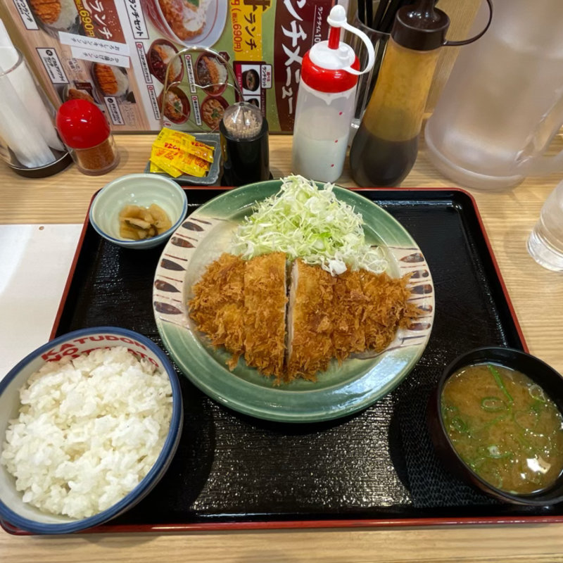 チキンかつランチ(かつさと 本郷台店)