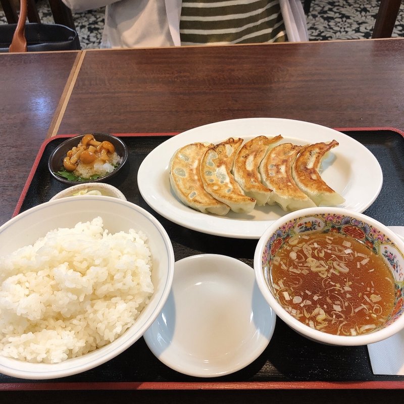 餃子定食(けん蔵 )