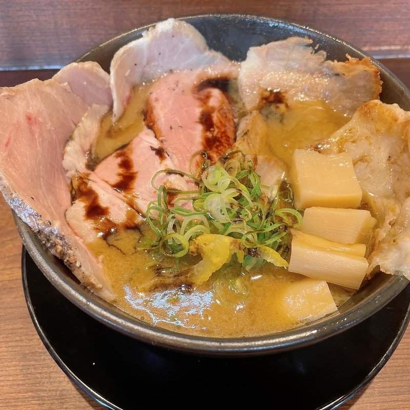 超濃厚(豚そば専門店 一望)