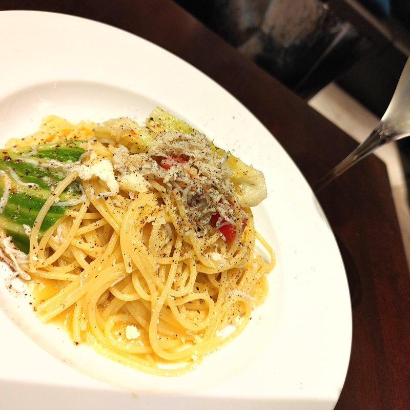 しらすとキャベツのバーニャカウダ風スパゲティ(Focacceria la Brianza)