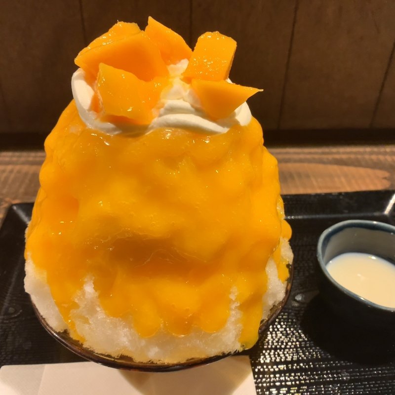 宮崎マンゴーハニーミルク(神保町 志膳)