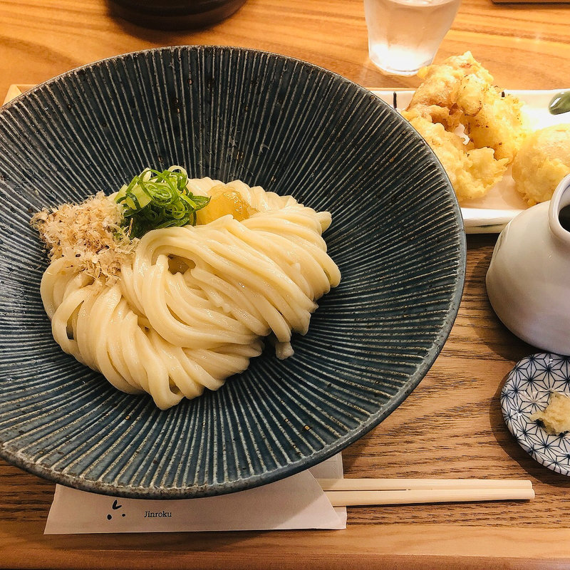親子ちくわ天ぶっかけうどん(切麦や甚六 西新宿成子店)