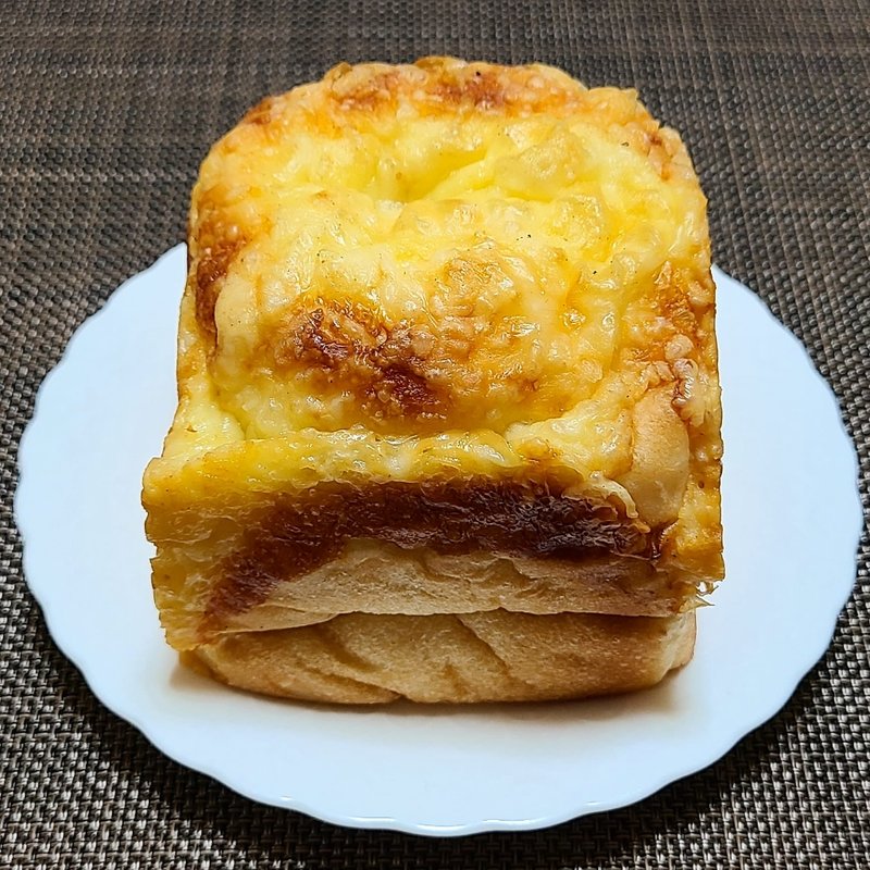 チーズマウンテン(石窯ぱん くりや)