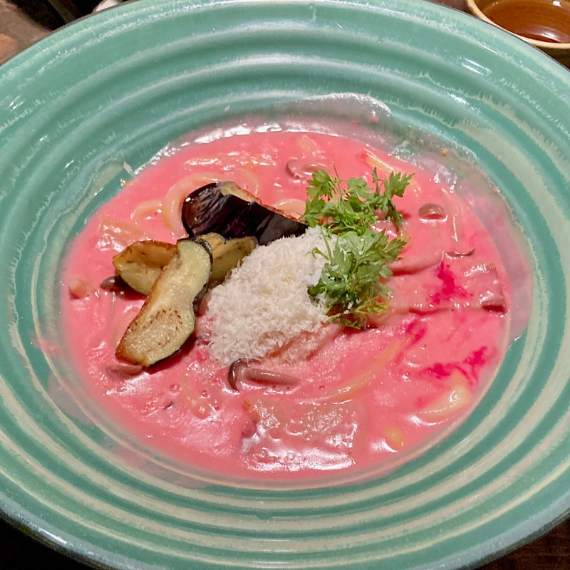 ピンクカルボナーラのおうどん(麺匠の心つくし つるとんたん 宗右衛門町店)