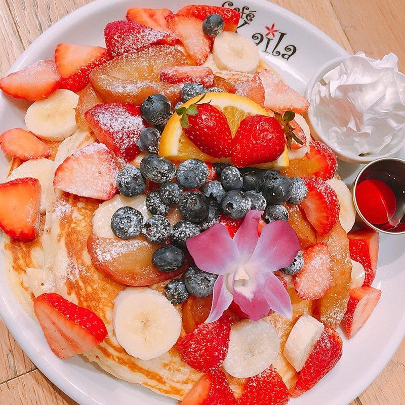 カイラオリジナルパンケーキトッピング全部のせ(カフェカイラ舞浜店)