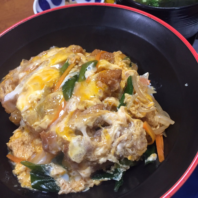 カツ丼(居酒屋はやと )