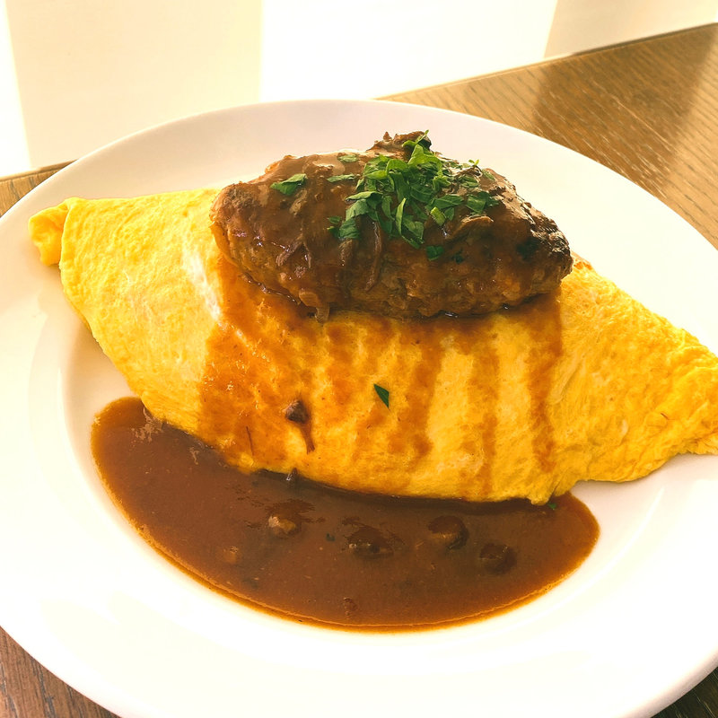 ランチセット（ハンバーグのせオムライス）(クロベイ （kurobei）)