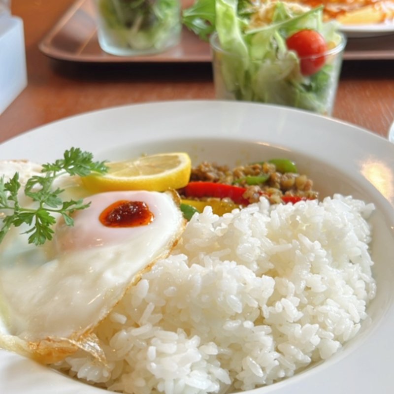 ガパオライス(エヌズ カフェ （N's Cafe）)