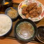 若鶏の唐揚げ定食(恵比寿 土鍋炊ごはん なかよし 本店)