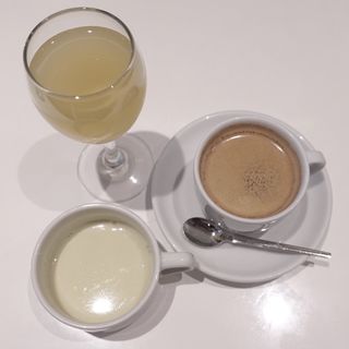 コーヒー(フォーシーズンズカフェ （FOUR SEASONS CAFE）)