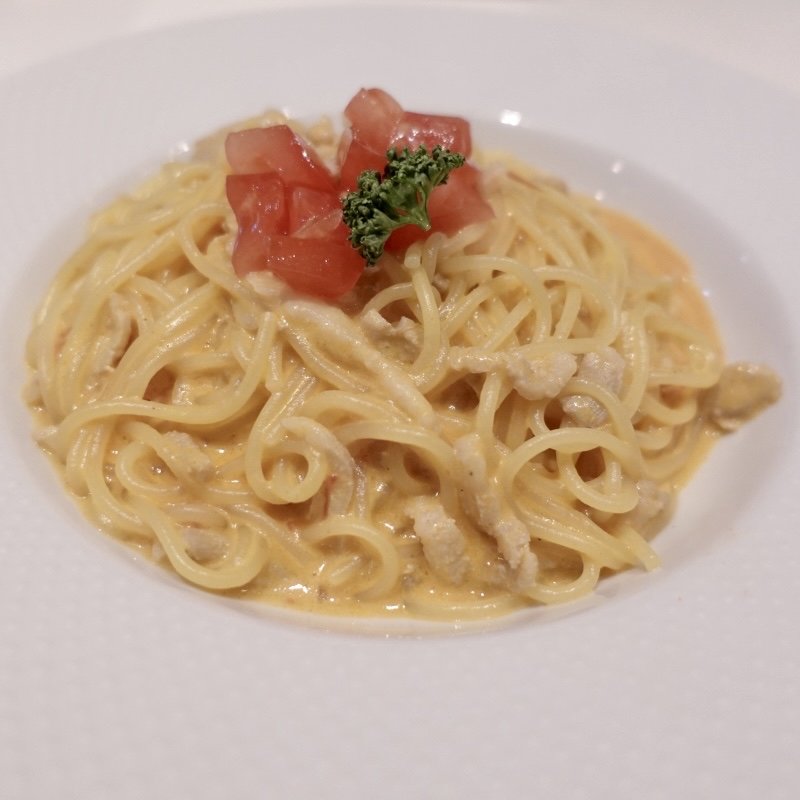 豚肉のカルボナーラ生パスタ(フォーシーズンズカフェ （FOUR SEASONS CAFE）)