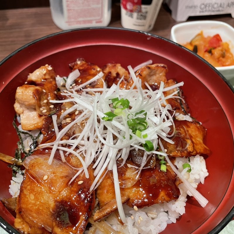 豚丼(わがん 飯田橋東口店 )