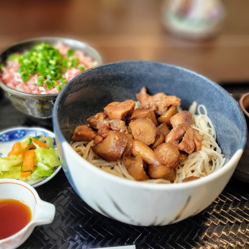 とりごぼうそば+小鉢(三品)