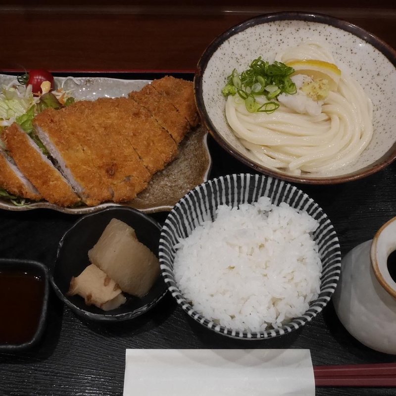 とんかつ定食(千舟屋(ちぶねや))