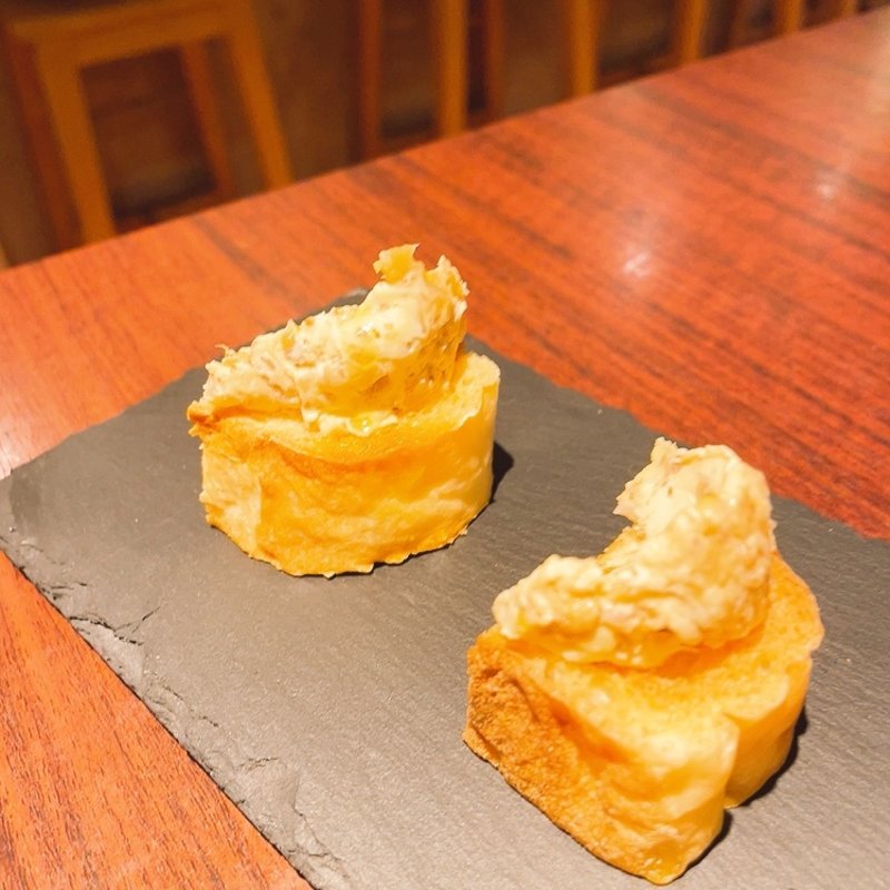 クリームチーズといぶりがっこのせバケット(ASSE)