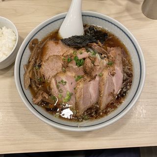 醤油チャーシュー麺(はな火屋)